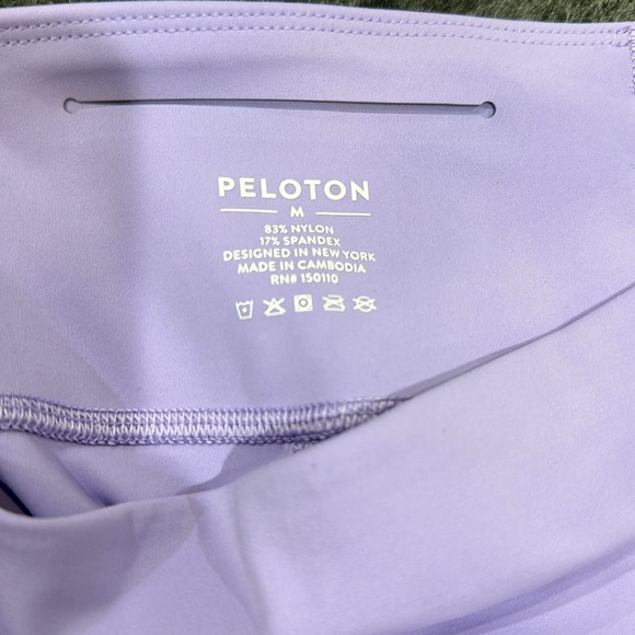 Peloton Essential Mid-Rise Women’s Capri - Picture 8 of 8